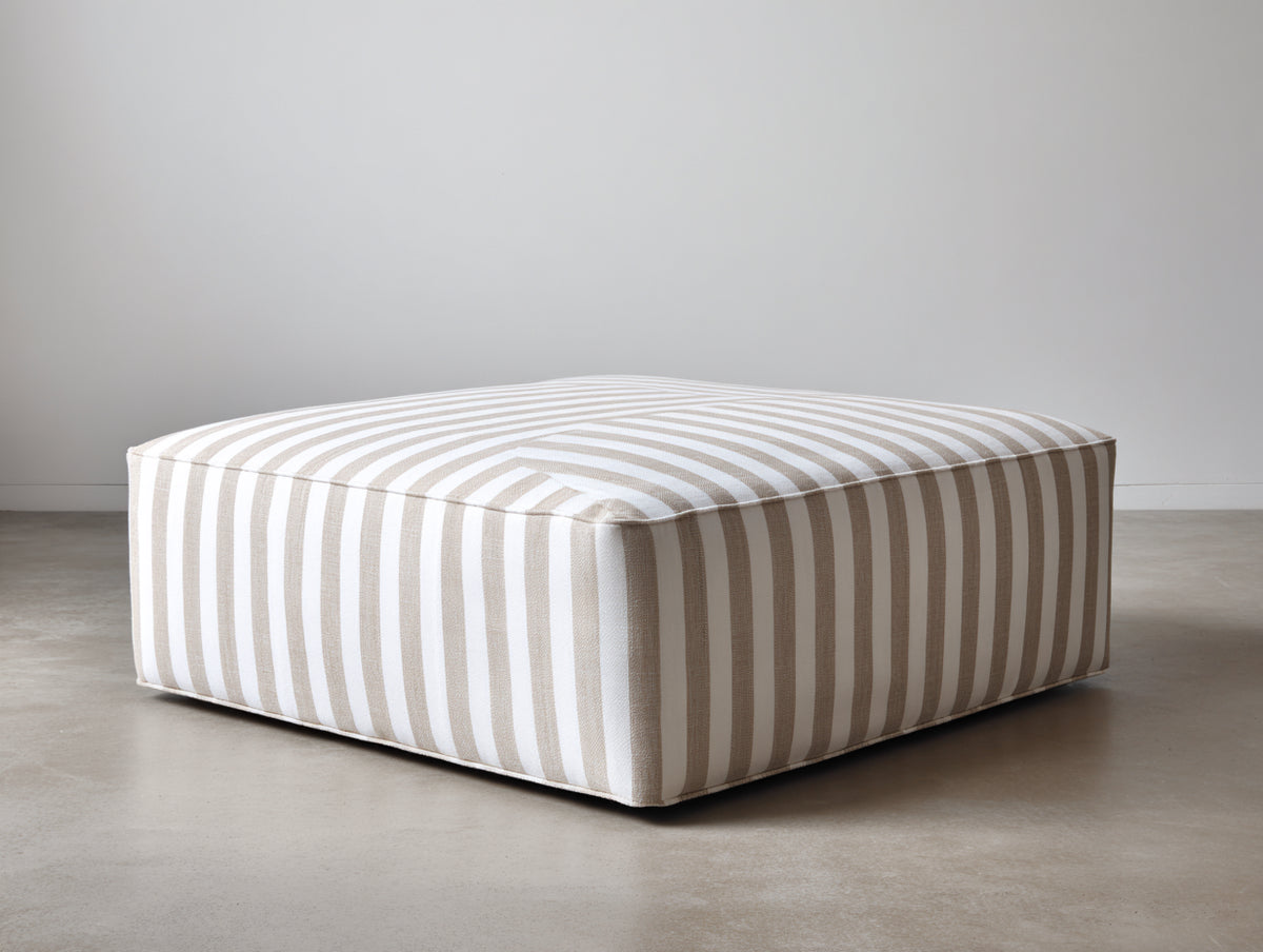 Tabouret 100×100×38 cm - tissu rayé beige et blanc - pouf rembourré carré style contemporain pour chambre à coucher